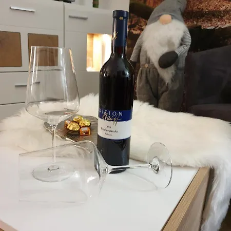 Waldlaeufer ברילון