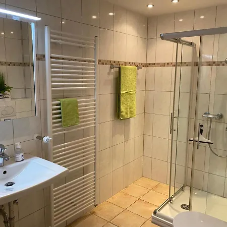 Waldlaeufer * ברילון